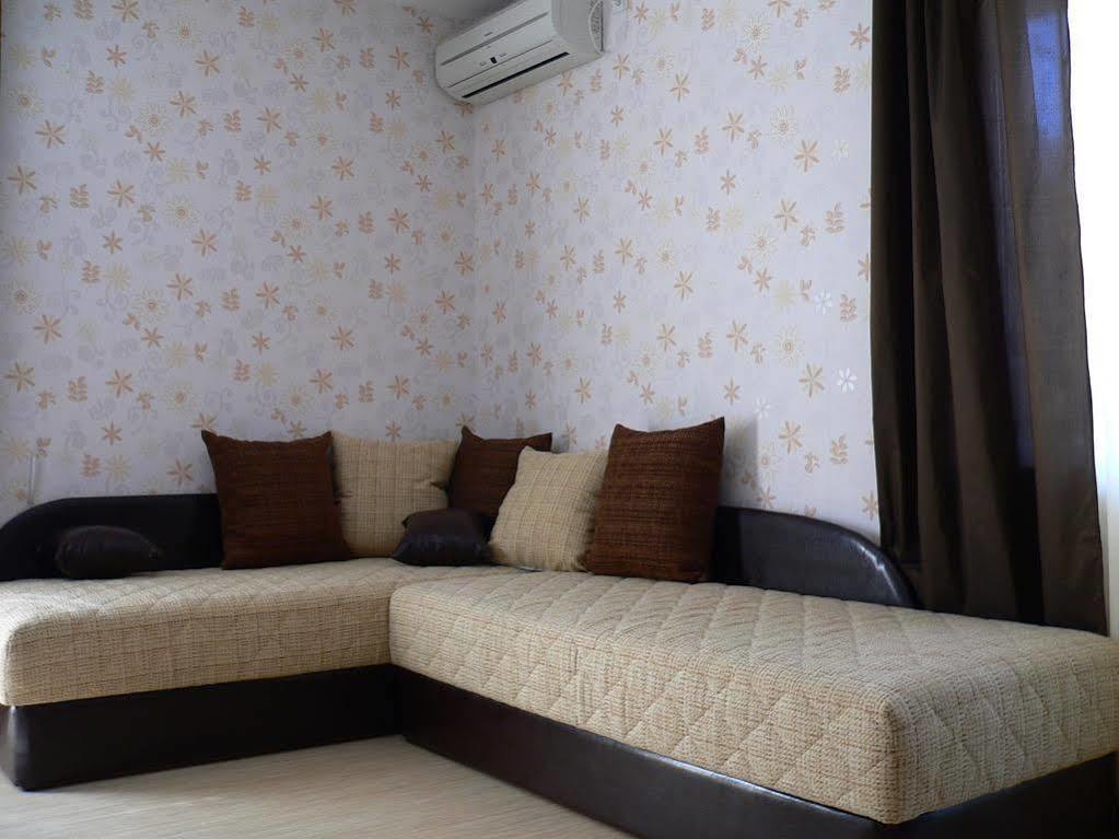 Tarnovski Dom Guest Rooms Weliko Tarnowo Exterior foto