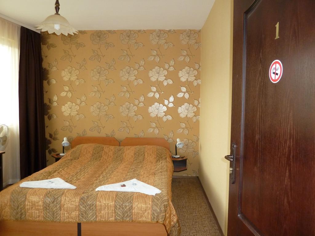 Tarnovski Dom Guest Rooms Weliko Tarnowo Exterior foto