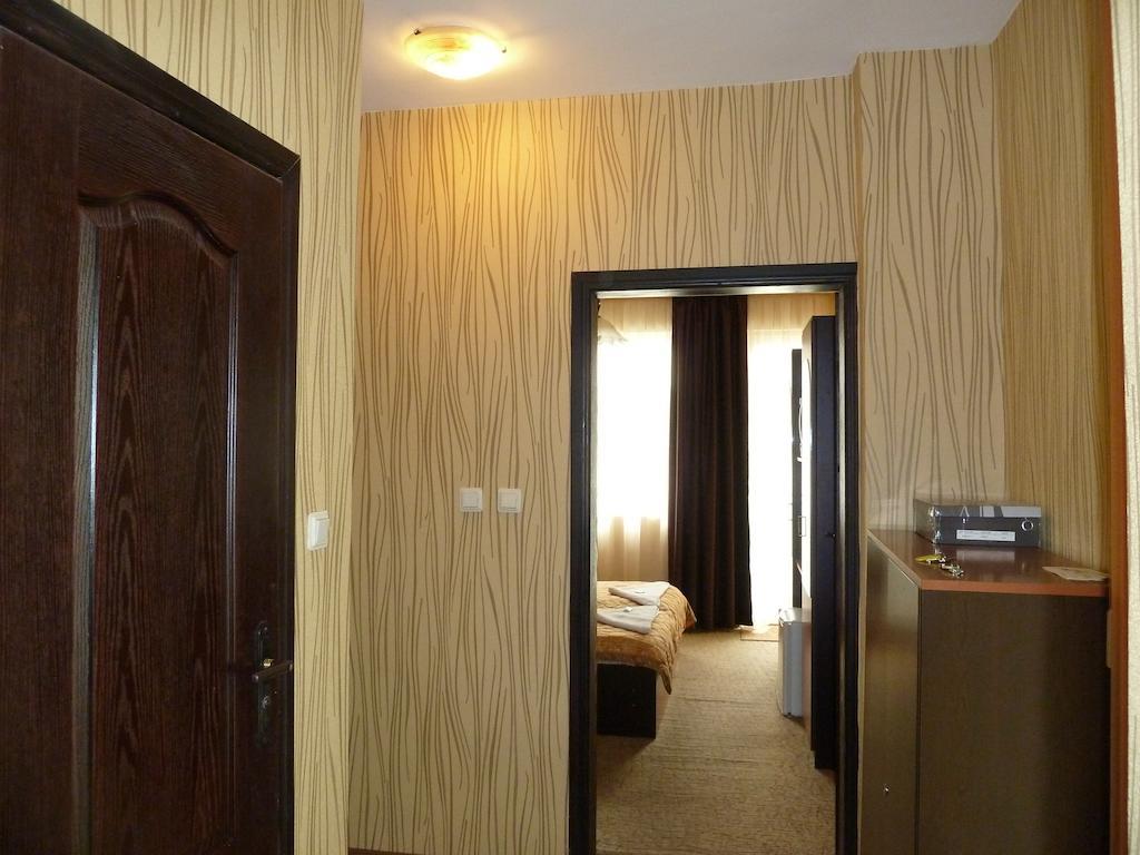 Tarnovski Dom Guest Rooms Weliko Tarnowo Exterior foto