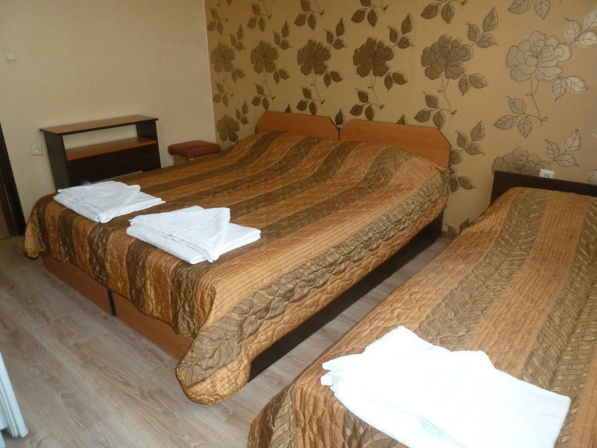Tarnovski Dom Guest Rooms Weliko Tarnowo Exterior foto